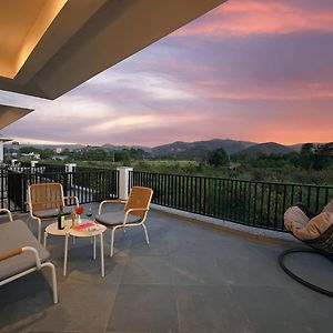 Double Room Mountain View